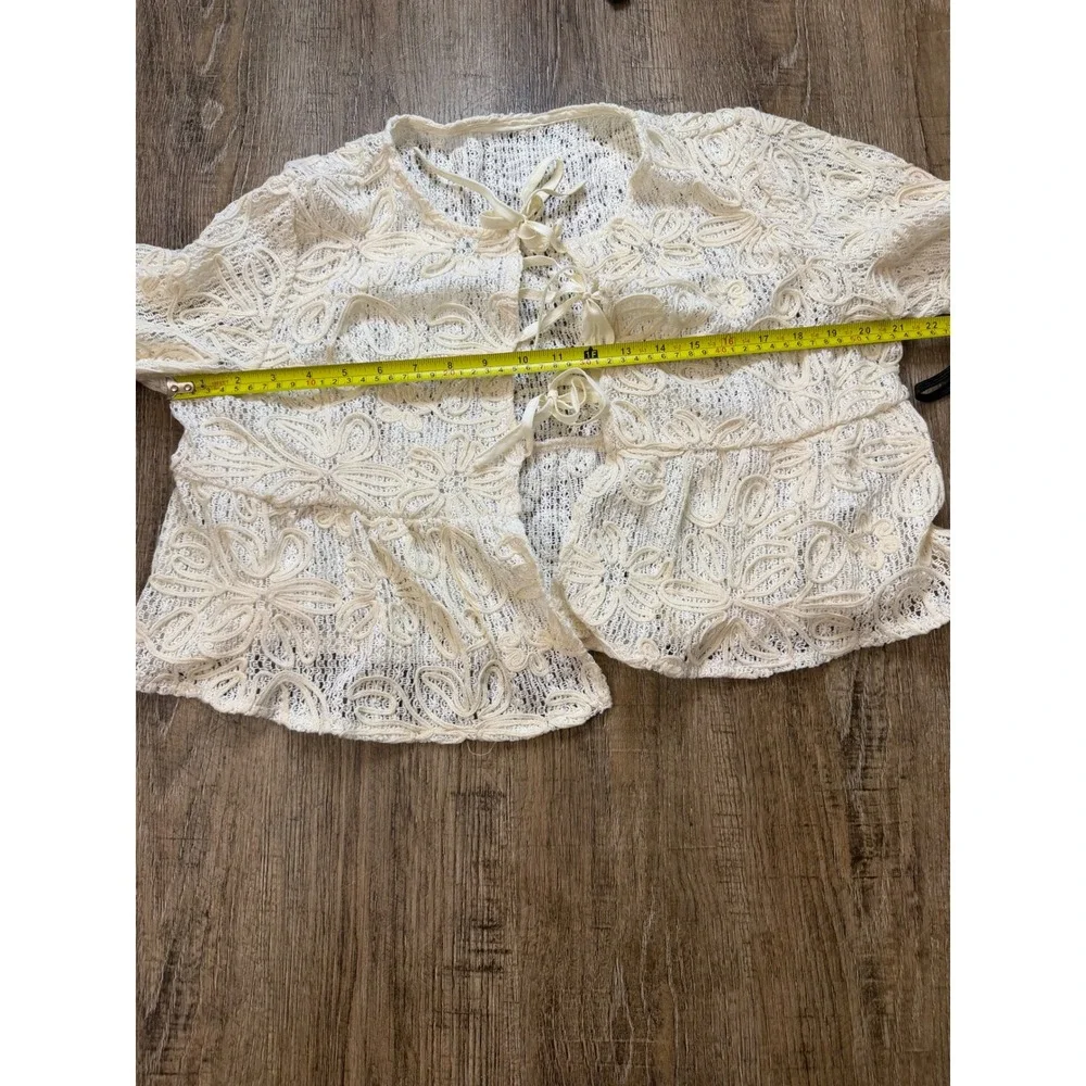 Cream Floral Lace Tie Front Shrug Cardigan Puff Sleeve Cropped Boho Top